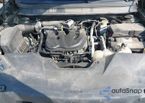 2019 Jeep Cherokee Limited 4X4 z USA, uszkodzony, nr VIN 1C4PJMDX5KD301997